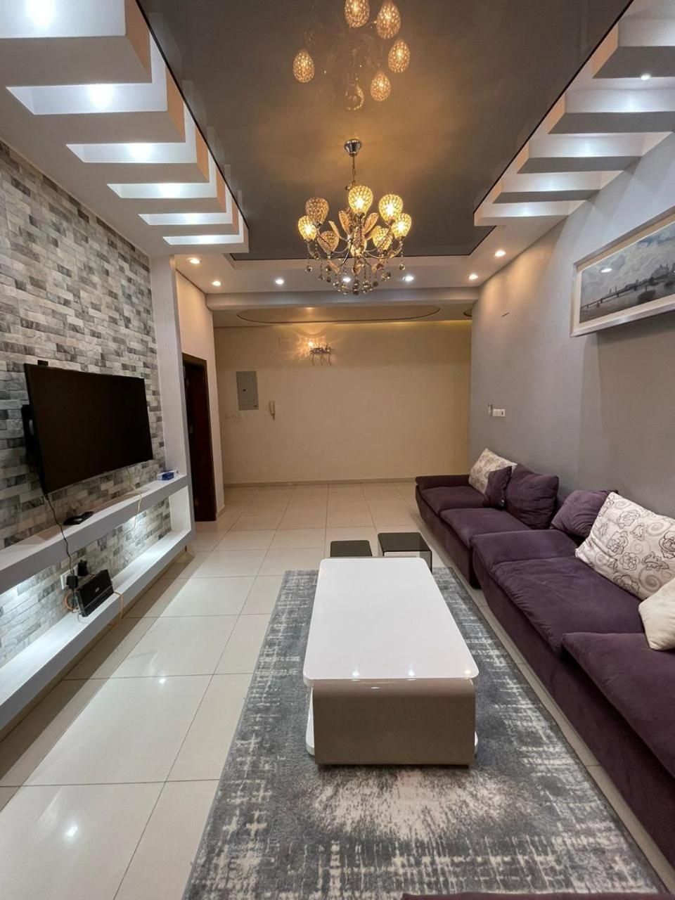 Deluxe Furnished *