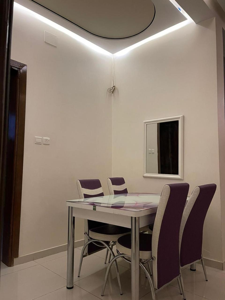 Deluxe Furnished Apartment *