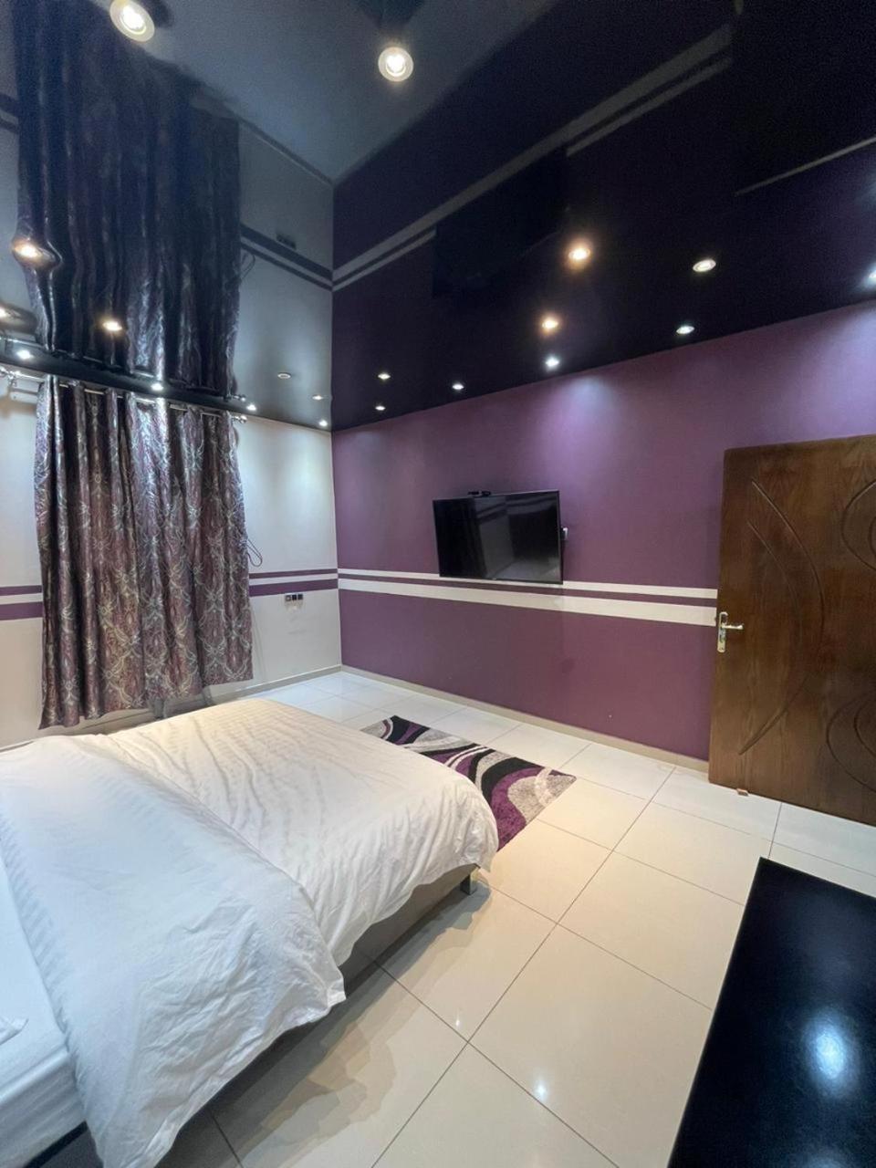 Apartment Deluxe Furnished *