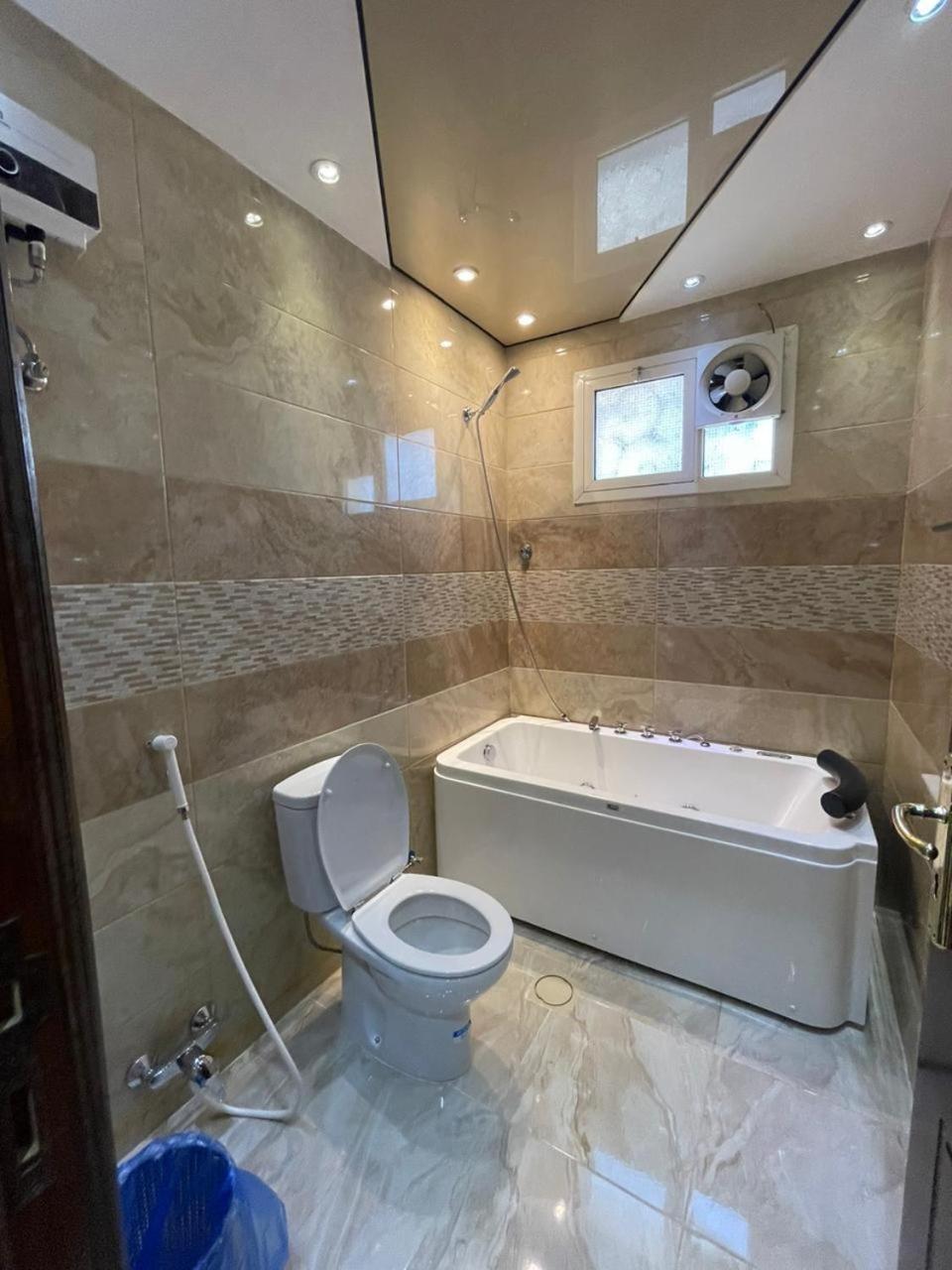 Deluxe Furnished *