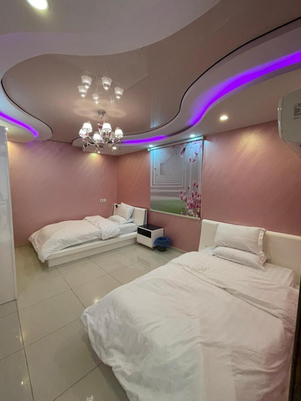 Deluxe Furnished Apartment *