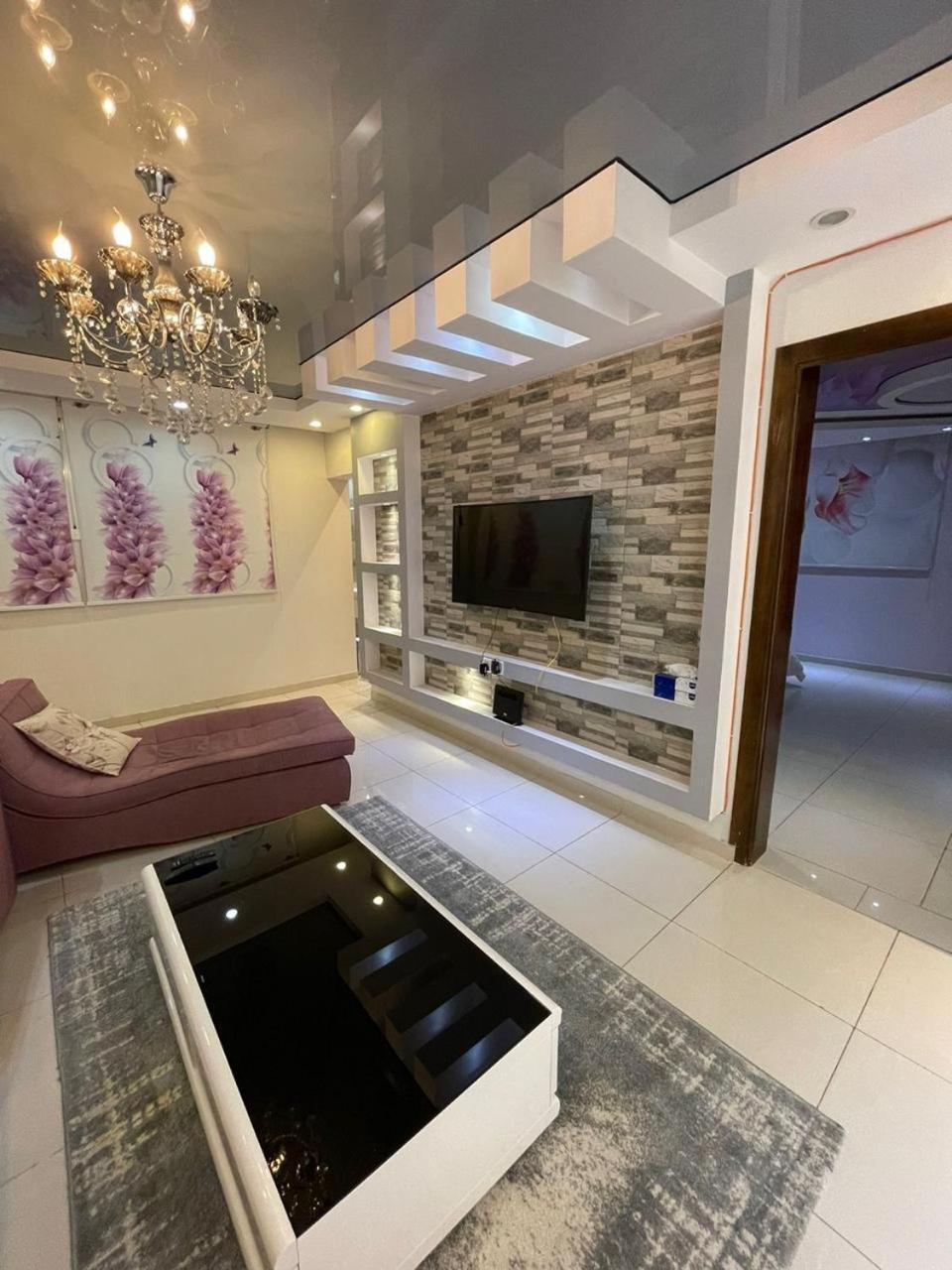 Apartment Deluxe Furnished *